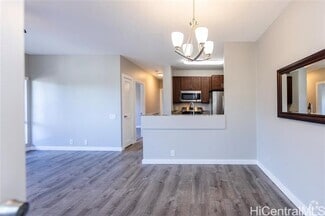 Building Photo - 91-245-245 Hanapouli Cir