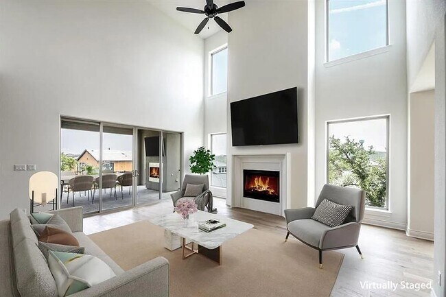 Building Photo - 4801 Serene Hills Dr