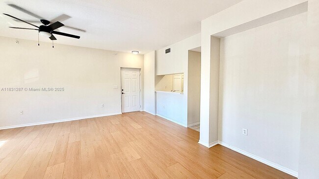 Foto del edificio - 2807 Veronia Dr