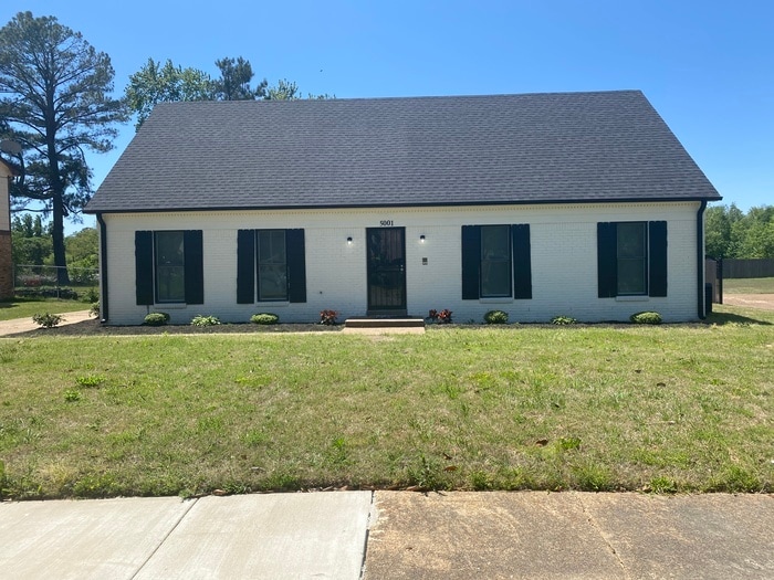 Photo - 5001 Whitworth Road