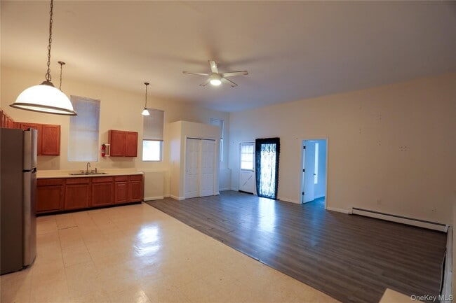 Building Photo - 1116 NY-28