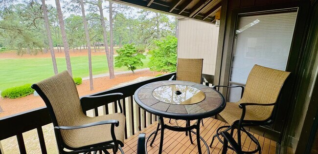 Building Photo - 800 Saint Andrews Dr