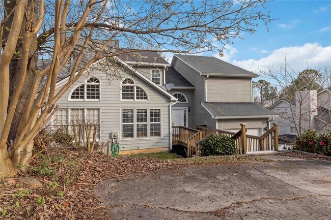 Building Photo - 1679 Paddlewheel Dr NE