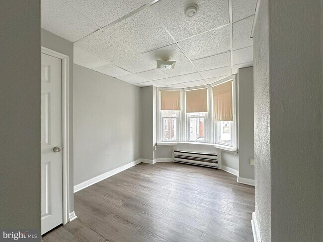 Foto del edificio - 1718 N Lambert St