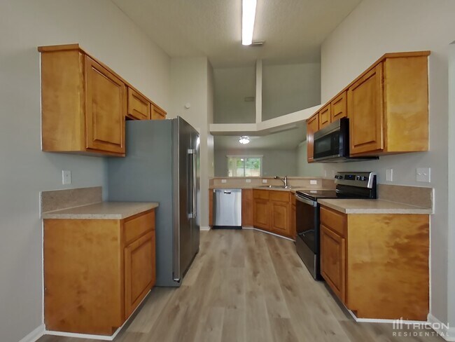 Building Photo - 1127 Summer Springs Drive