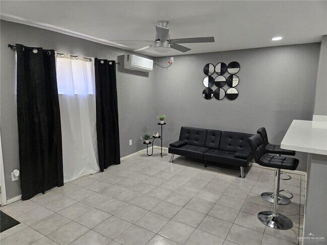 Foto del edificio - 12 E Tulipan Ave