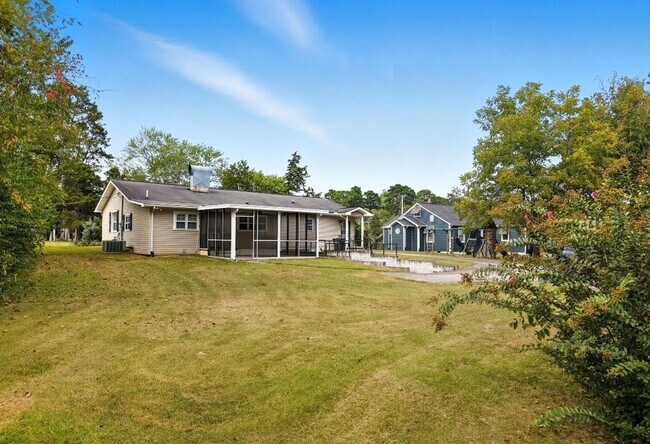 Photo - Knoxville 37918 - 3 bedroom, 2 bath home -...