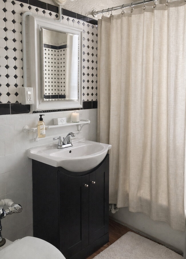 Baño - The Dulion