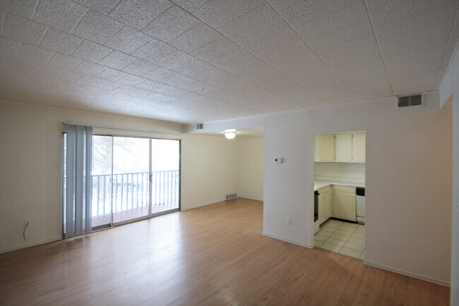Foto del edificio - 602 Kelly Ave