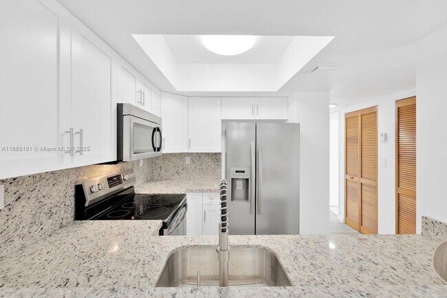 Foto del edificio - 8999 SW 123rd Ct
