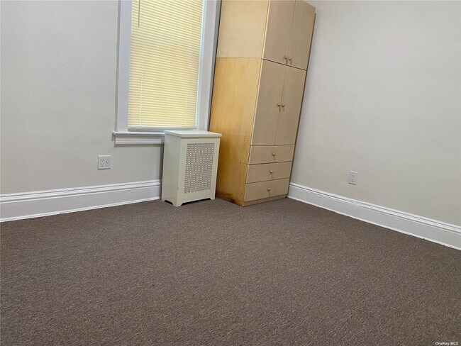 Building Photo - 87-22 90th St