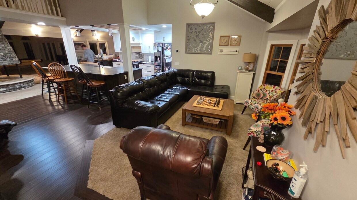 Foto principal - 9500 Fox Valley Dr