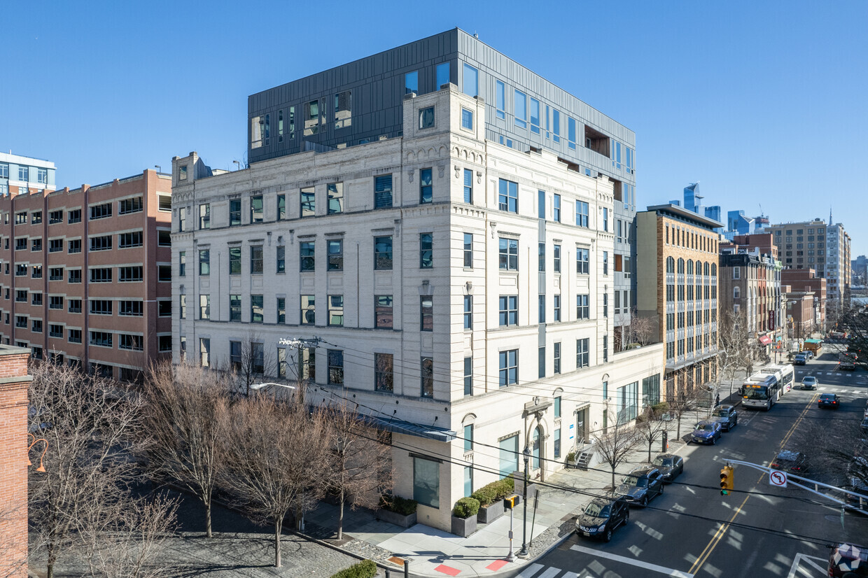 Primary Photo - Garden Street Lofts