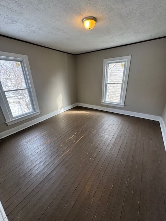 Building Photo - 1312 High St