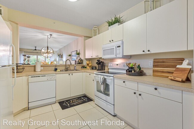 Foto del edificio - 2 br, 2 bath House - 7823 Regal Heron Circ...