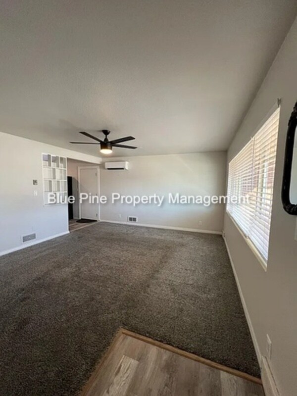 Foto del edificio - 1219 10th St
