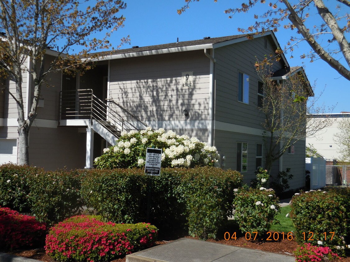 Foto principal - 15052 NW Central Dr