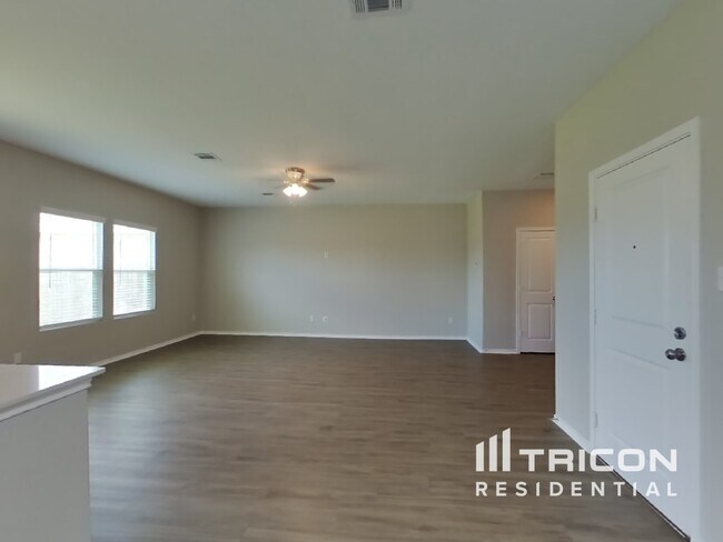 Building Photo - 1222 Cattail Ln