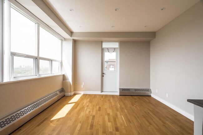 Photo du bâtiment - 190 Jameson Ave