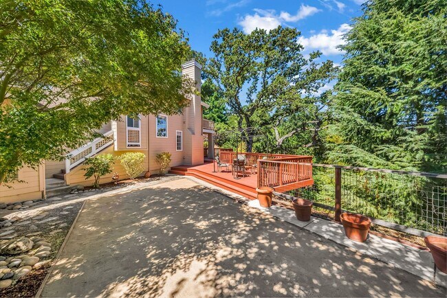 Foto del edificio - Danville Ranch 3/2 Jewel Available Now!