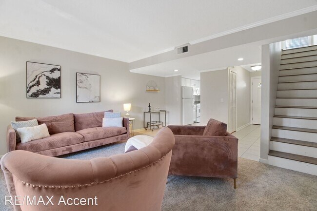 Foto del edificio - 1 br, 1.5 bath House - 52 Knollwood Cir.