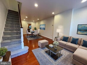 Building Photo - 1315 S Howard St