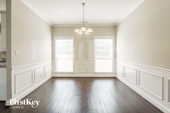 Foto del edificio - 531 Forest Lakes Dr