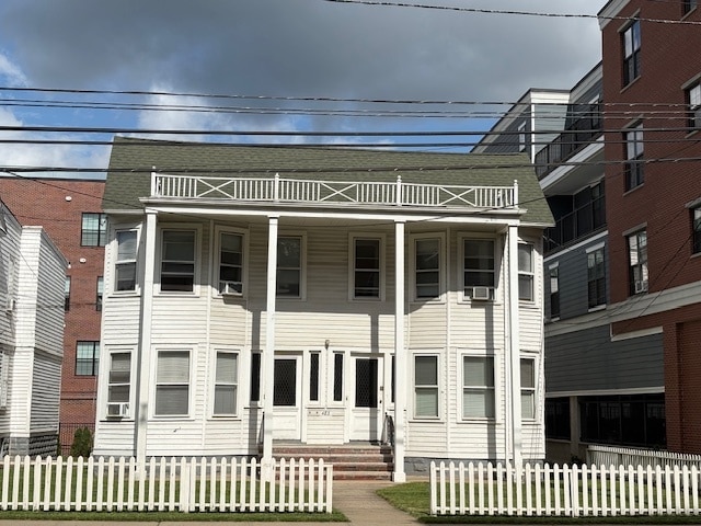 Front - 485 Valley St