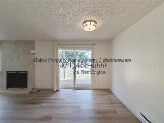 Foto del edificio - 6457 SW 192nd Ave
