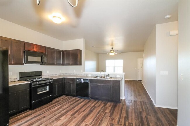 Foto del edificio - 3325 SE 94th St