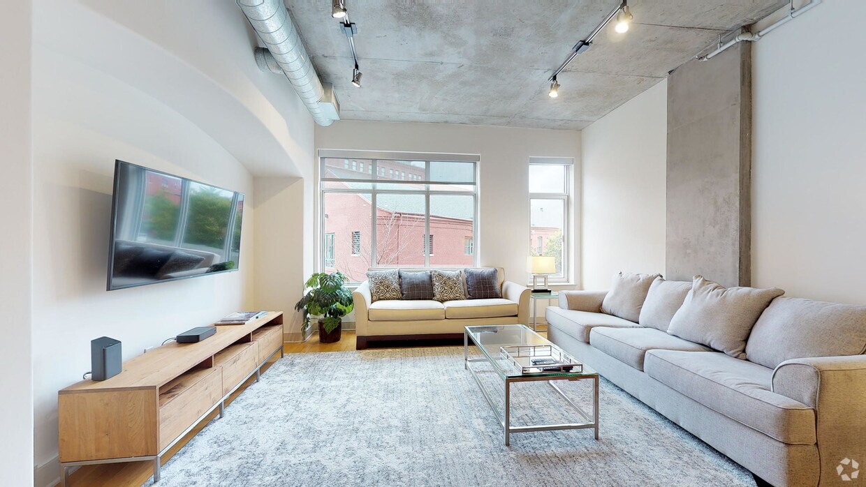 Photo - The Crescent at Fells Point Apartments