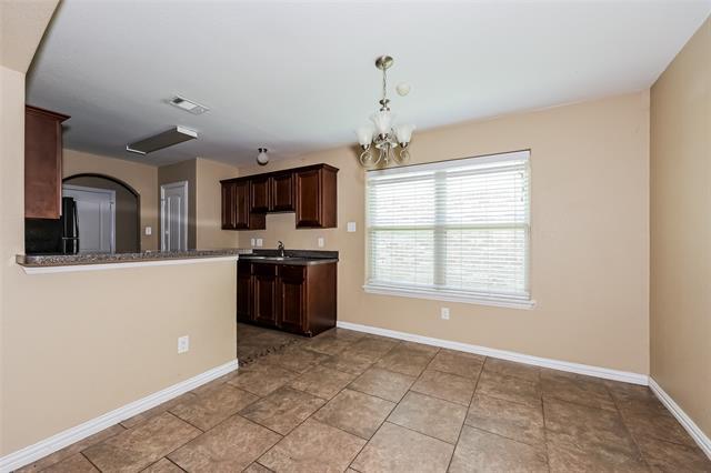 Building Photo - 7648 Rainbow Creek Dr