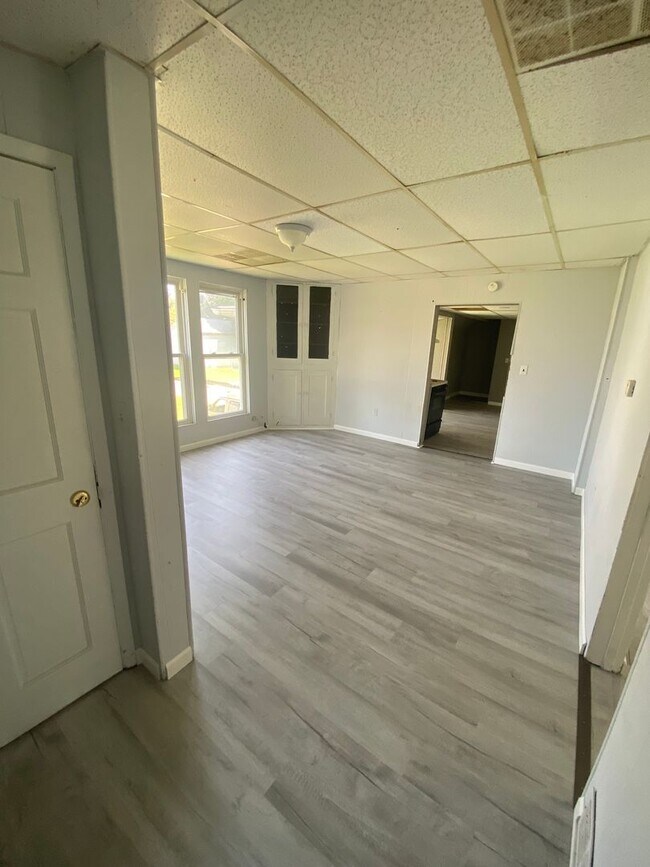 Foto del edificio - Light and bright 2BR up near downtown and AHN St. Vincent