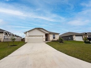 Building Photo - 845 Freedom Cir