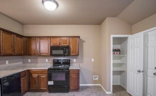 Foto del edificio - 12032 Big Ridge Cir