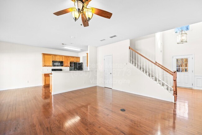 Foto del edificio - 8911 Kirkley View Ct