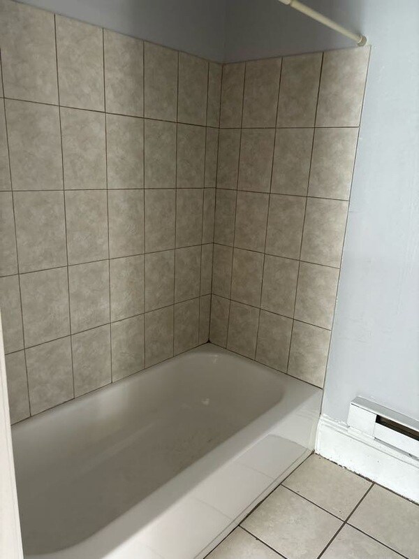 Foto del edificio - 1204 W Rockland St