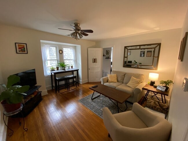 Photo - 921 S 48th St Apartment