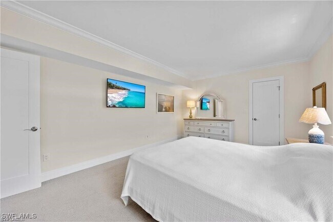 Foto del edificio - 3070 Gulf Shore Blvd N