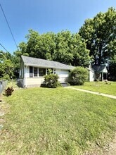 Building Photo - 1510 Mechanicsville Tpke