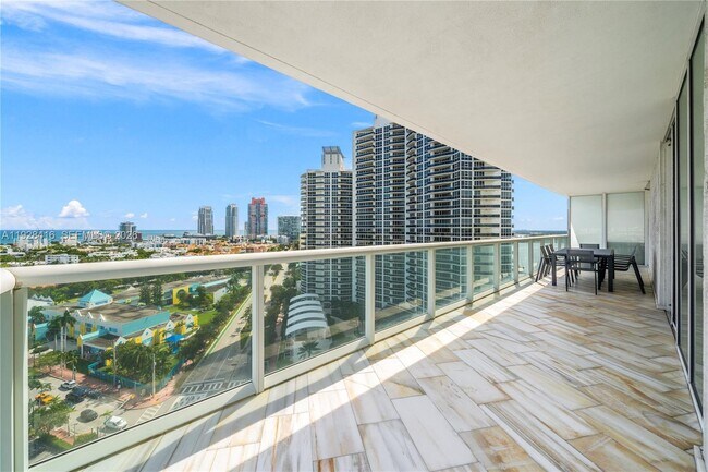 Foto del edificio - 450 Alton Rd