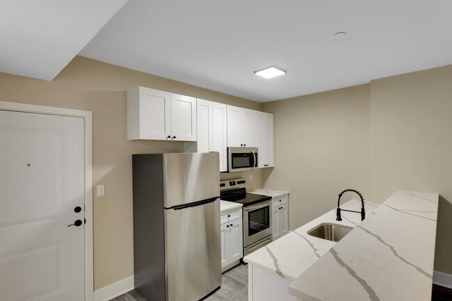 Foto del edificio - 1200 W Loudon St