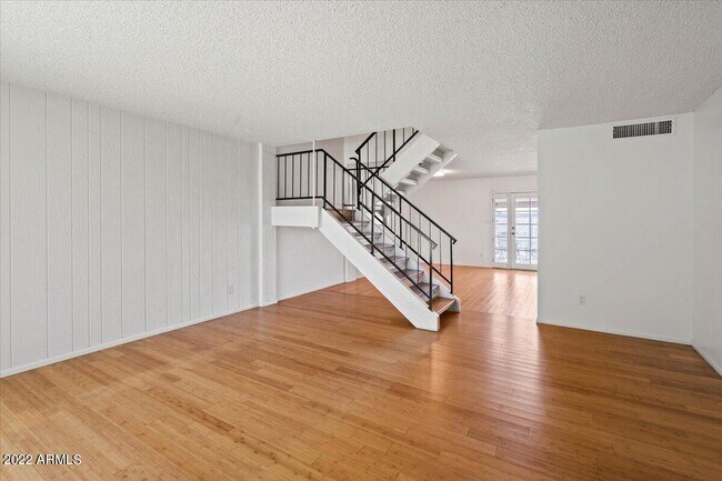 Foto del edificio - 5020 N Granite Reef Rd