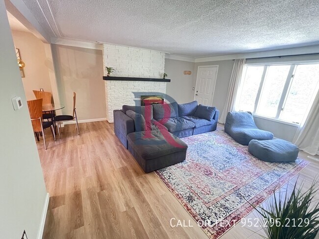 Foto del edificio - 13702 Country Ln