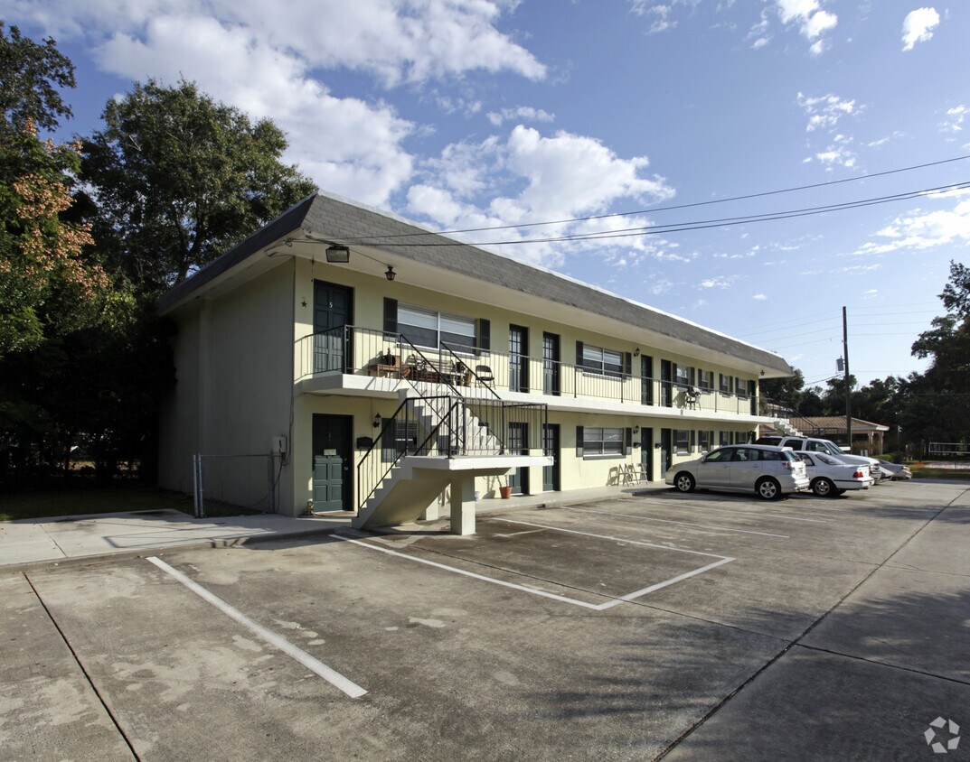 Building Photo - COLINWOOD APARTMENTS