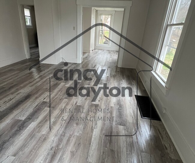 Foto del edificio - 110 N River St