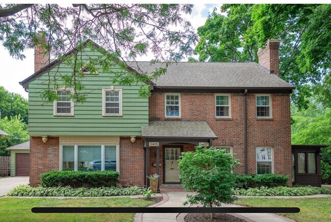 Foto del edificio - 6407 W Lloyd St