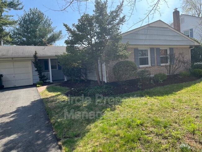Foto del edificio - 4607 Marshall Hall Ln