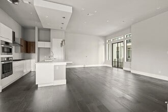 Building Photo - 1615 Wheeler Ave