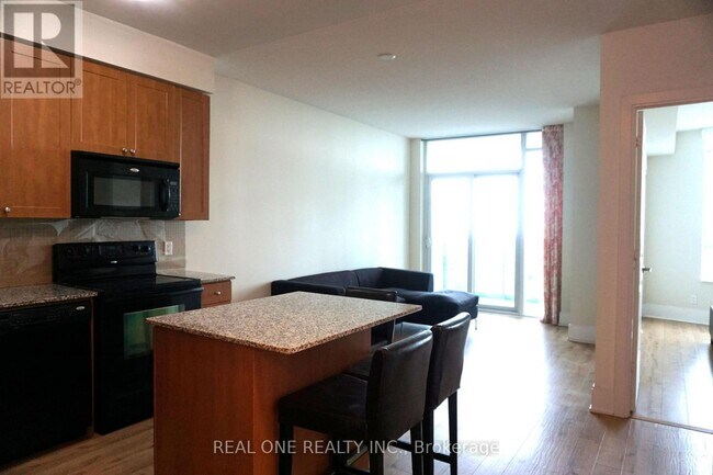 Photo du bâtiment - 330 Burnhamthorpe Rd W